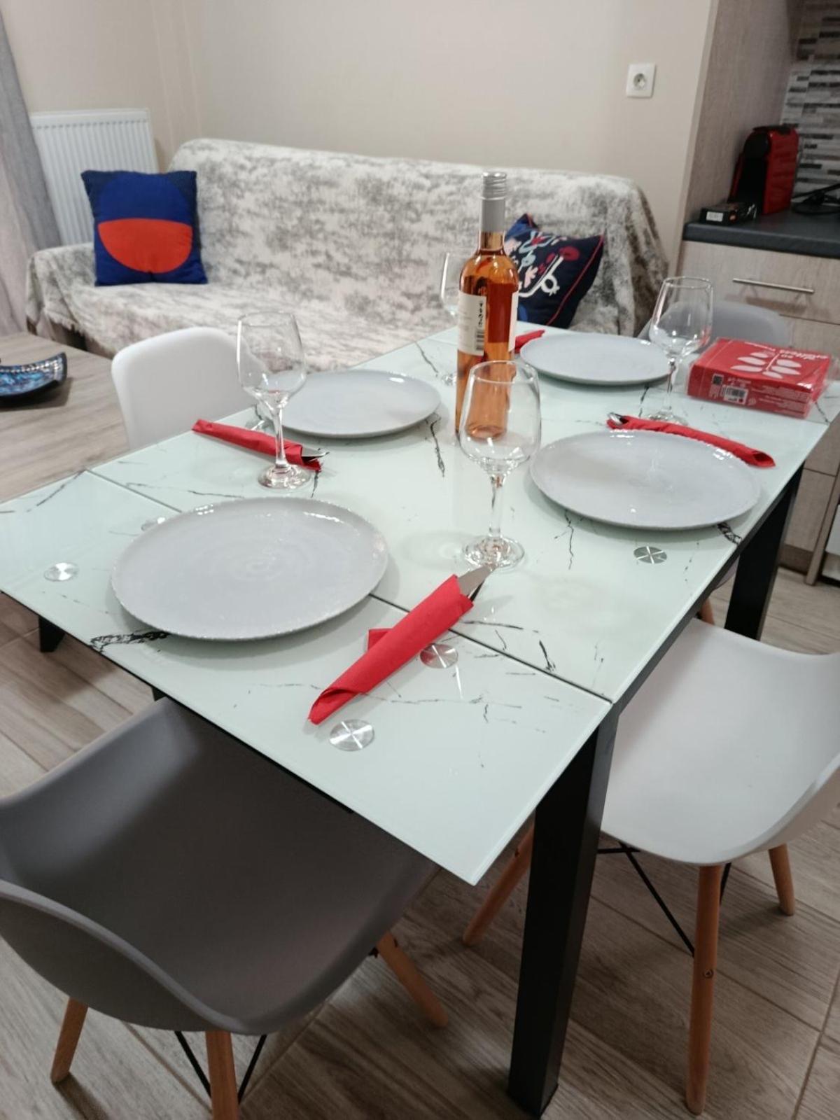 Alimos Apartments Афины Экстерьер фото